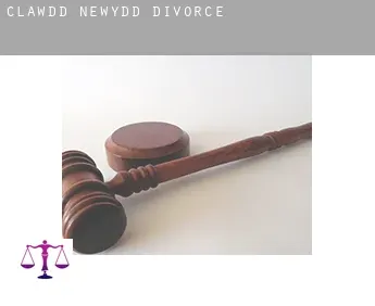 Clawdd-newydd  divorce